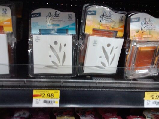 Walmart Coupon Matchup: Glade Décor Scents Holders Just $.98!